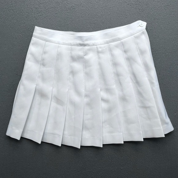 Head Sports Wear Dresses & Skirts - VTG Head Sports Wear White‎ Pleated Tennis Skirt Womens Size 8 Y2K Athletic Mini